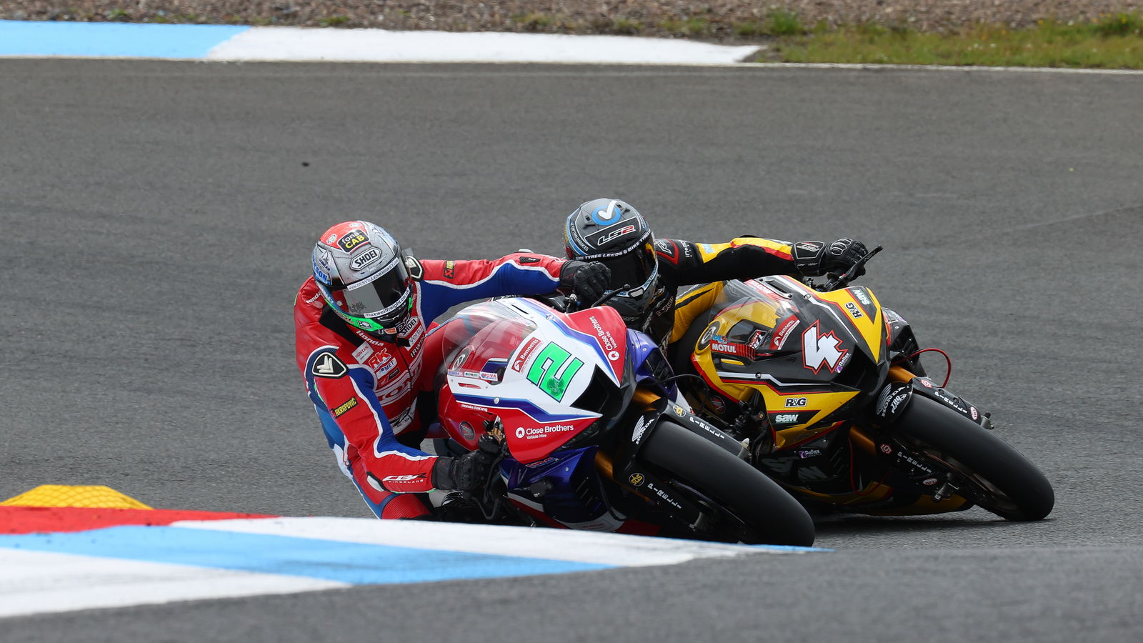 Balapan tiga kecelakaan menghentikan 'kemajuan besar' untuk Glenn Irwin di Knockhill