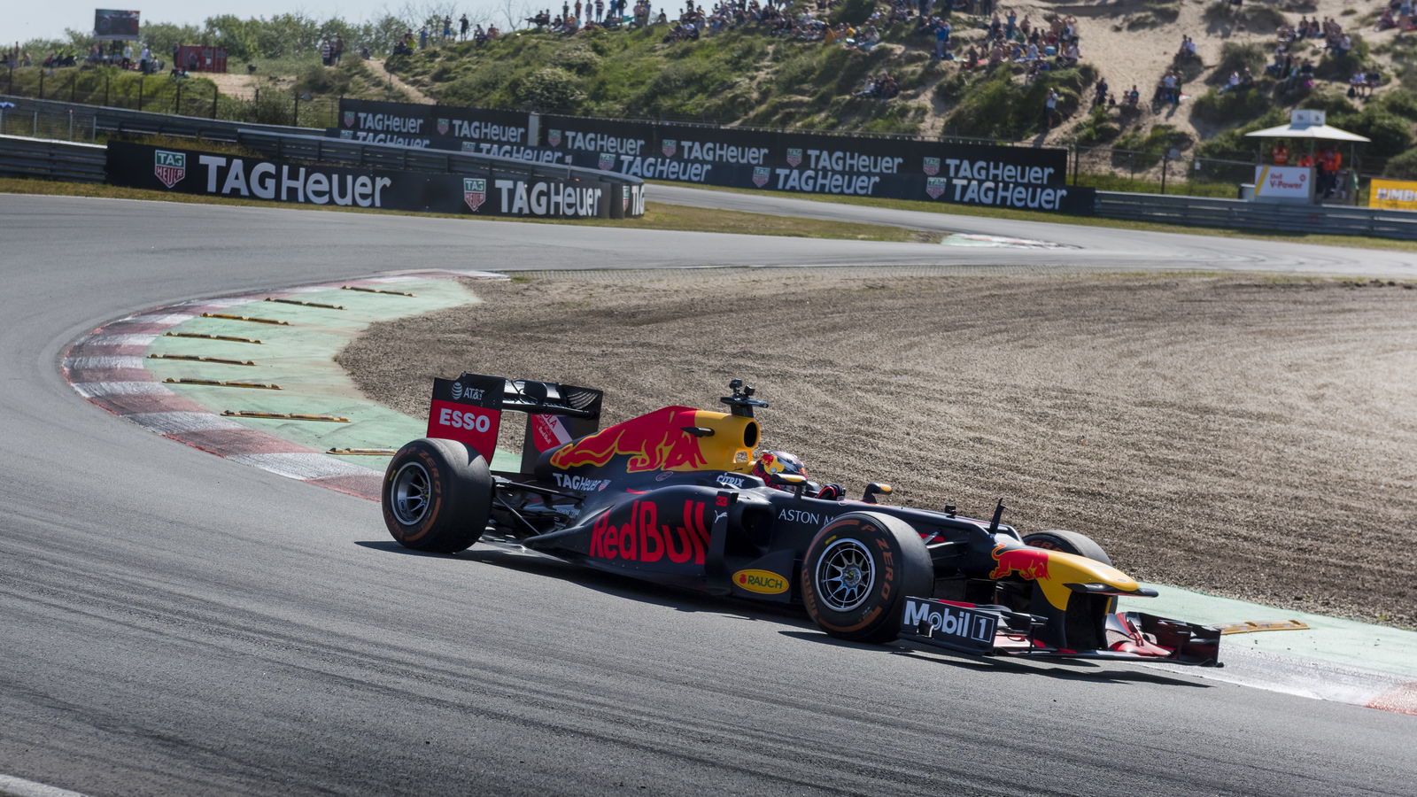 Verstappen bersemangat dengan kembalinya GP Belanda di Zandvoort yang 