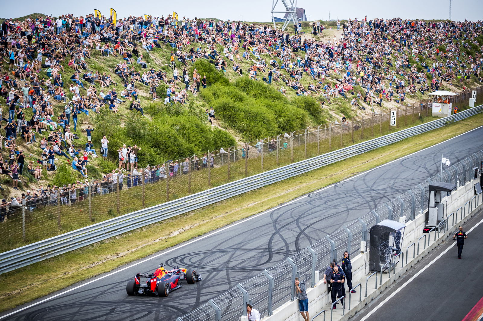 Spain F1 In-Season Test Times - Tuesday 12pm