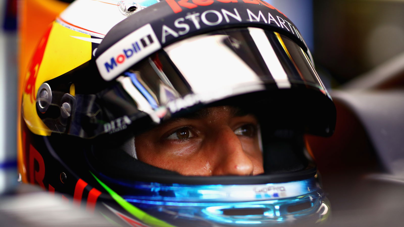 Ricciardo tercepat dalam pembukaan latihan Hongaria