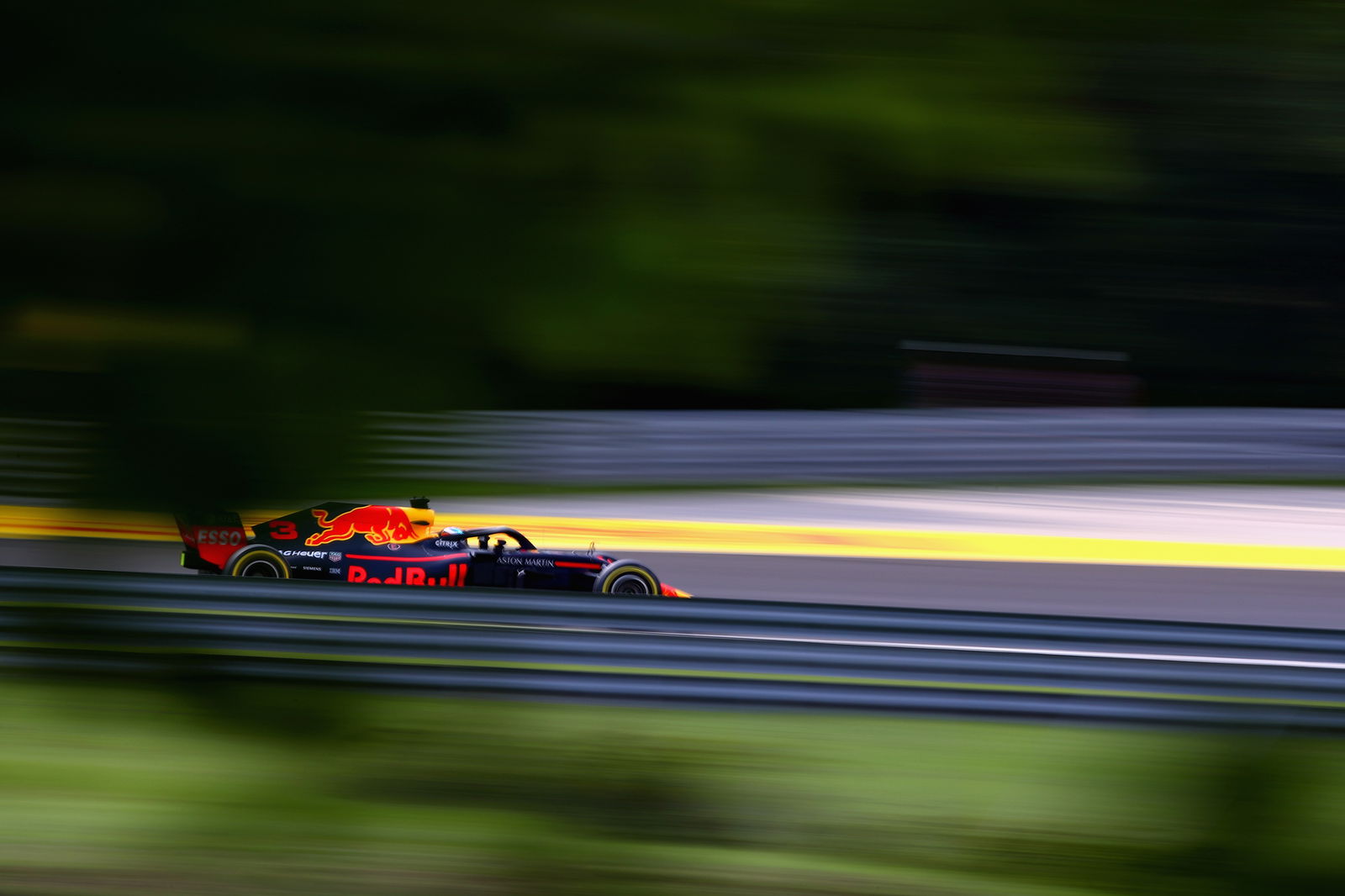 Vettel leads Bottas in Hungarian GP final practice 