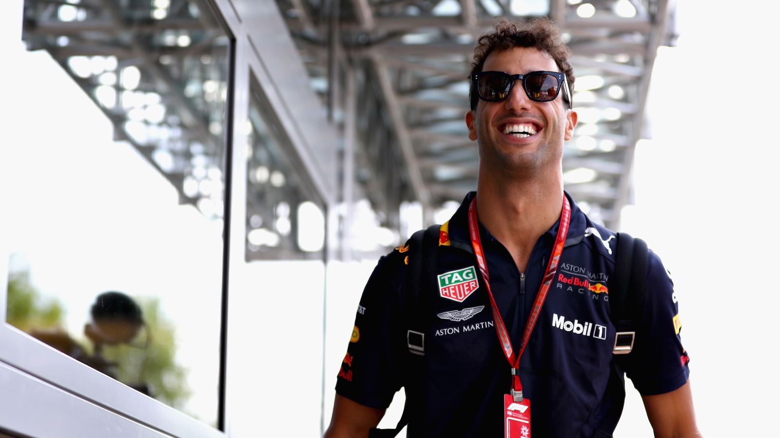 Bagaimana Renault mencuri Ricciardo dari Red Bull