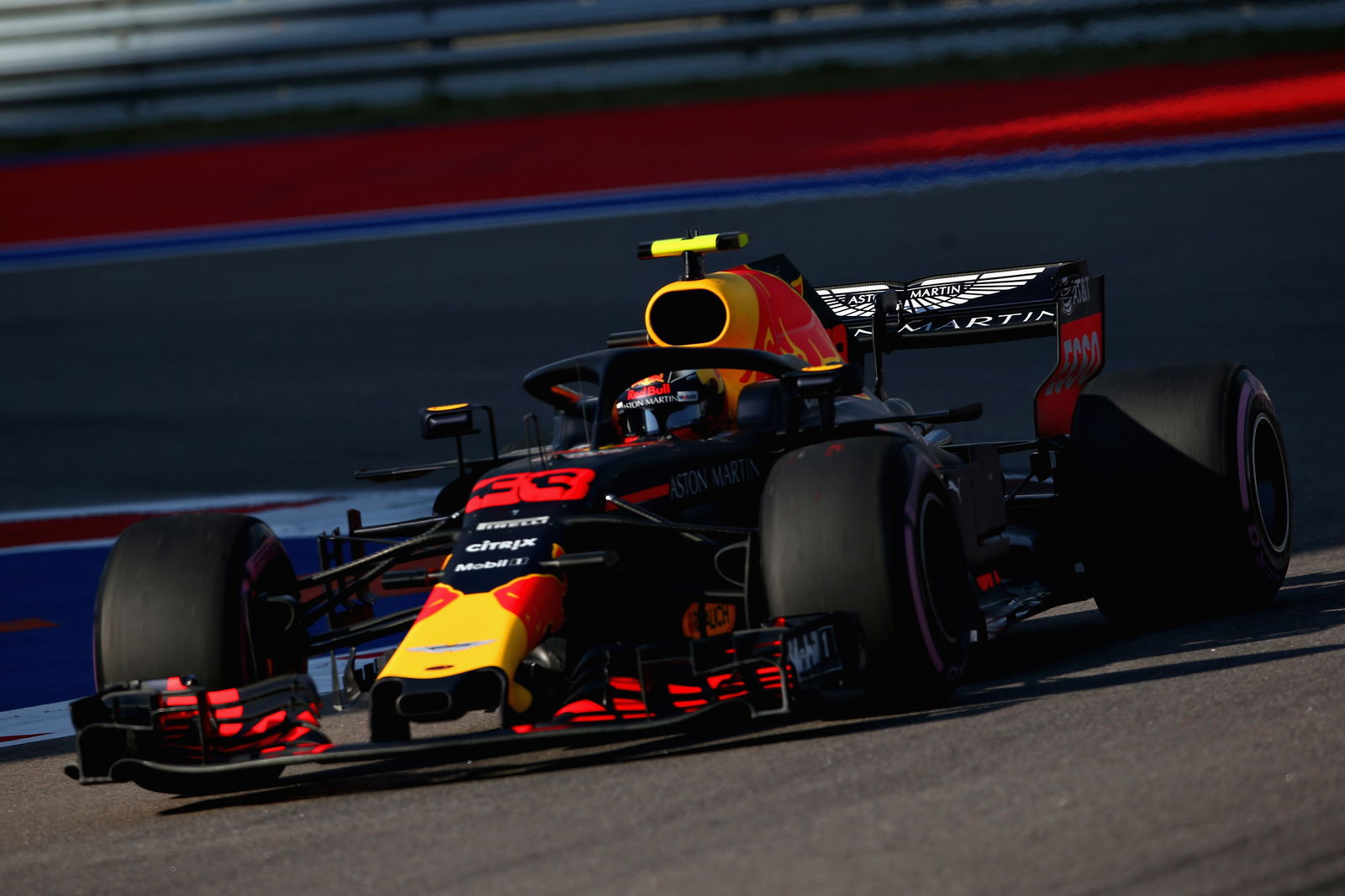 Vettel surprised by gap to Mercedes in Russia qualifying