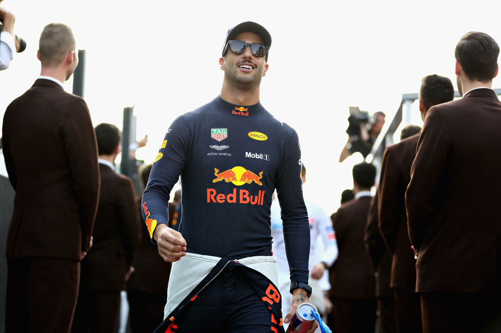 Sainz warns McLaren against getting ‘overexcited’ with aims