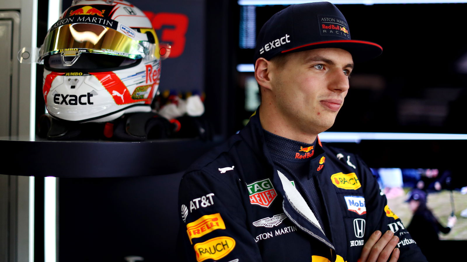 Wolff 'tertawa terbahak-bahak' atas rumor Verstappen-Mercedes