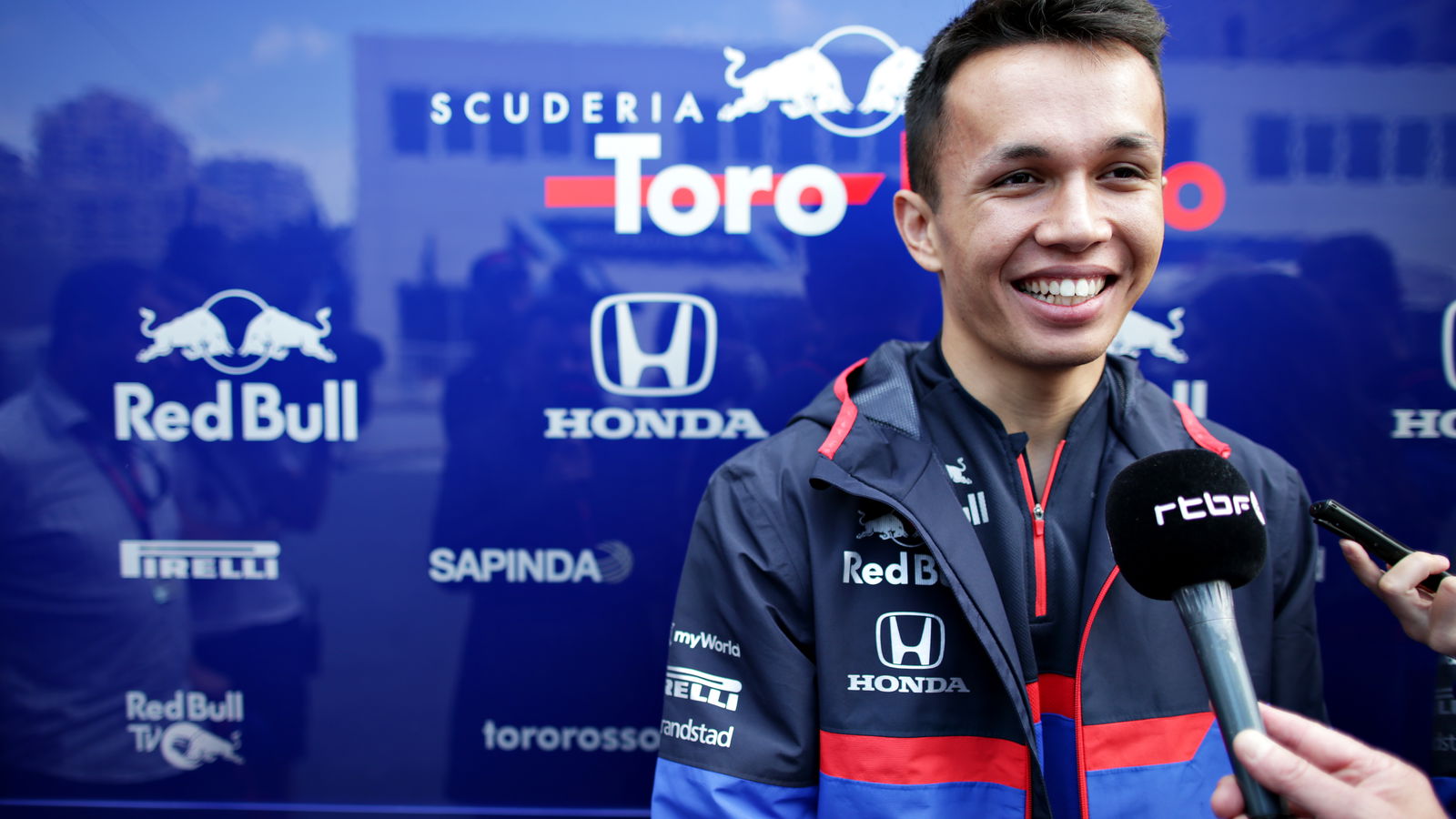Albon: Toro Rosso seharusnya memiliki rekor Q3 yang sempurna di tahun 2019