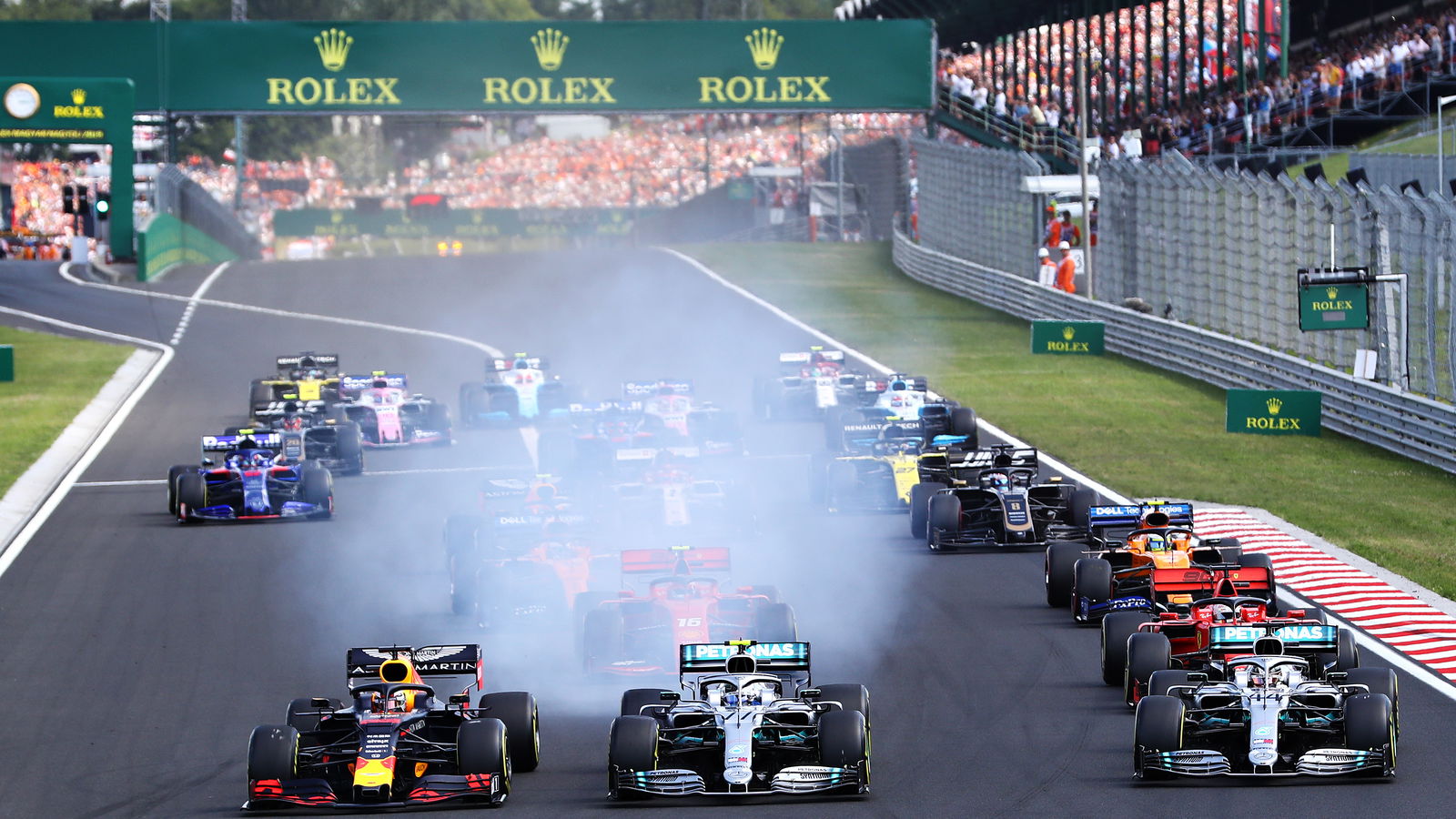 Bottas mengatakan penguncian Belokan 1 menyebabkan lap pertama 
