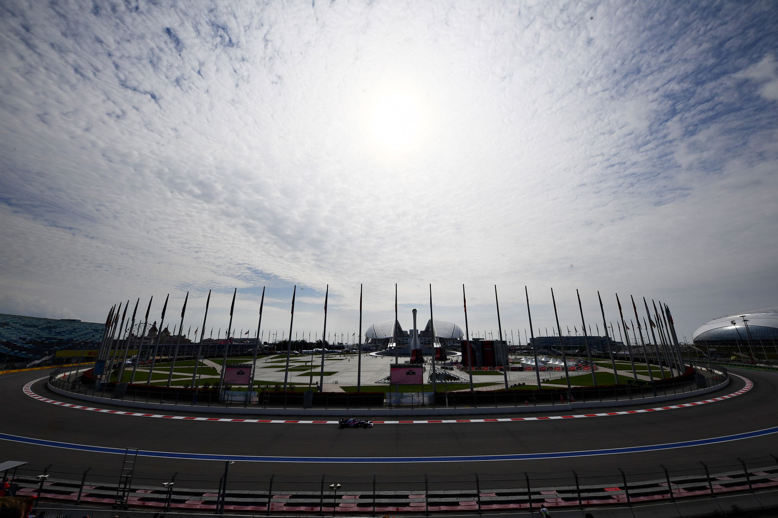 FIA membatalkan rencana untuk rem F1 standar pada tahun 2021