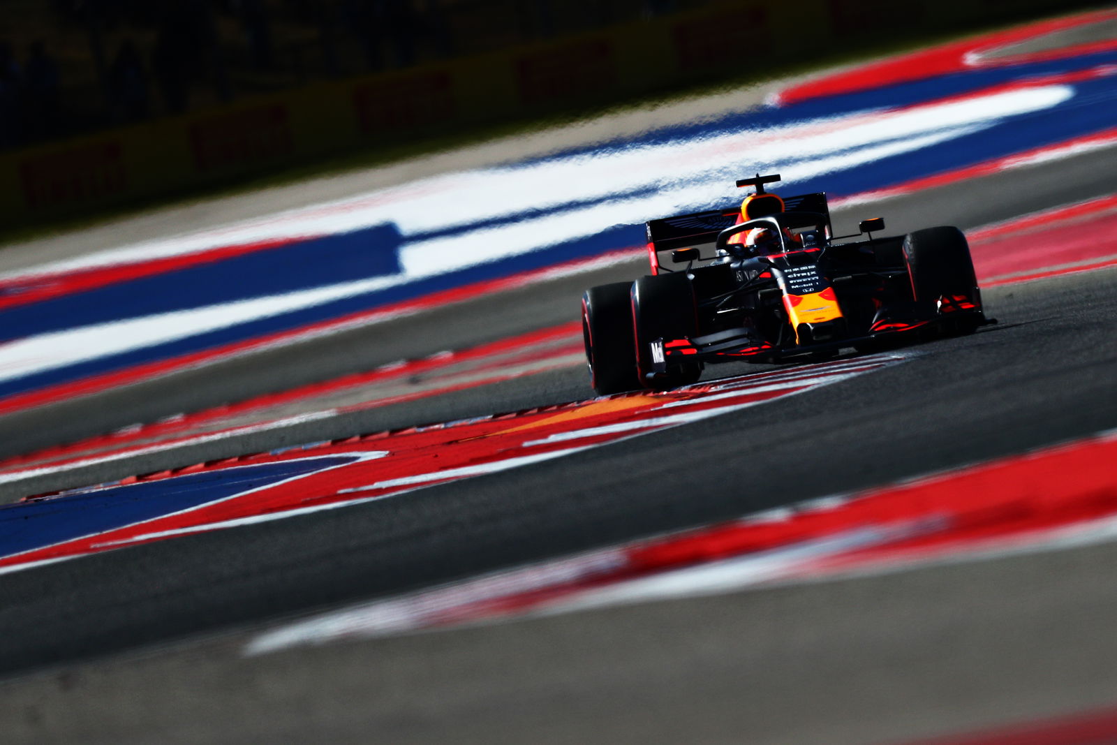 Hamilton left with 'massive headache' due to COTA bumps