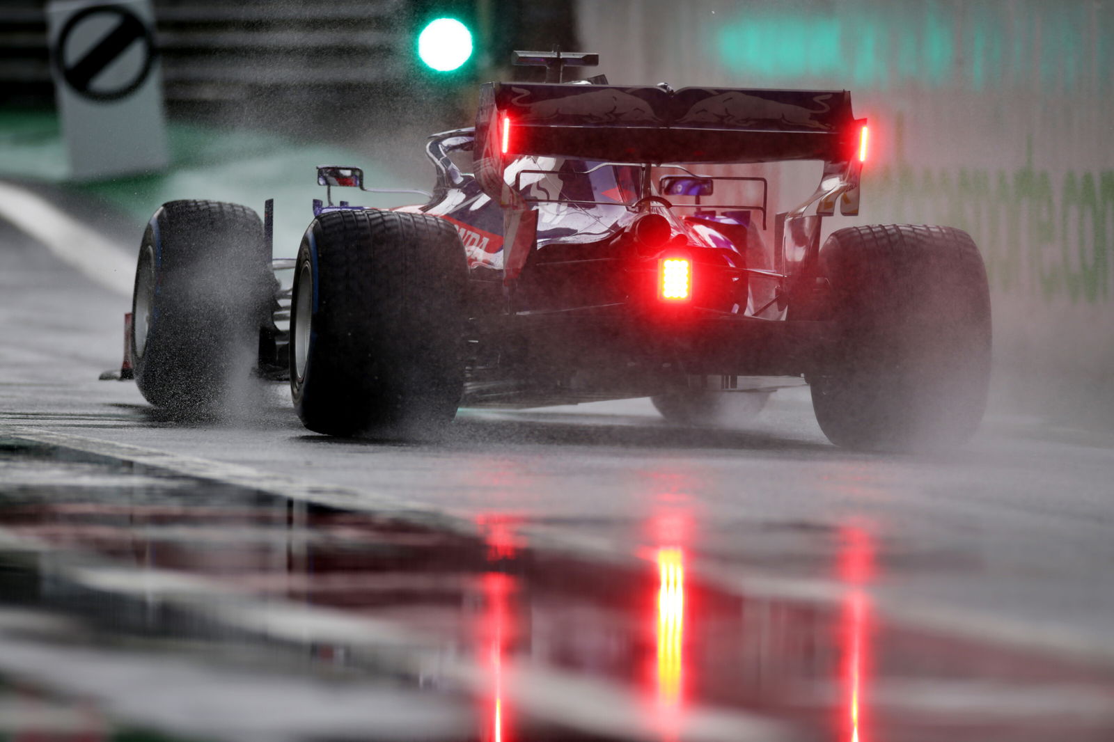 Albon ends wet Brazil FP1 quickest despite late crash