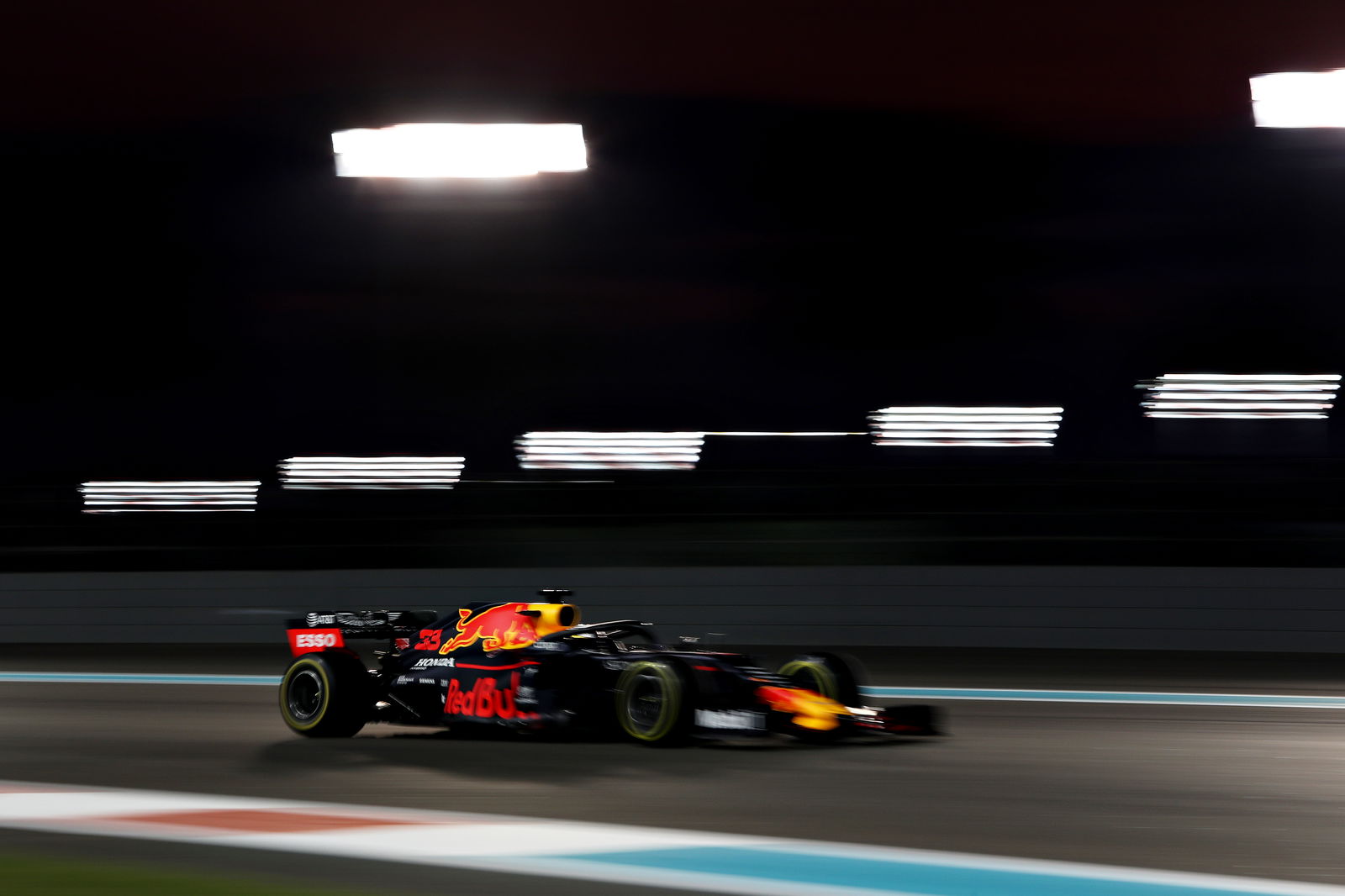 Vettel makes holiday joke in response to F1 quit rumours