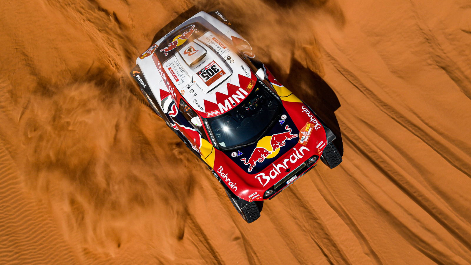 Sainz clinches third Dakar victory, Alonso 13th