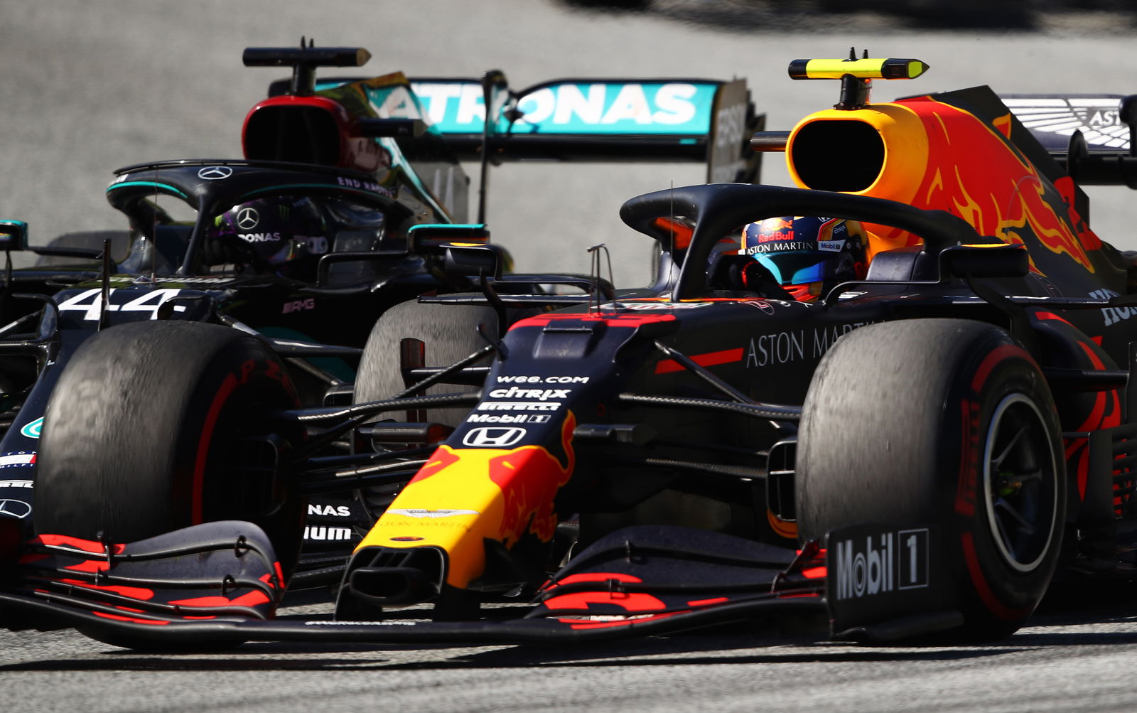 Bagaimana posting media sosial F1 menyebabkan penurunan grid GP Austria Hamilton