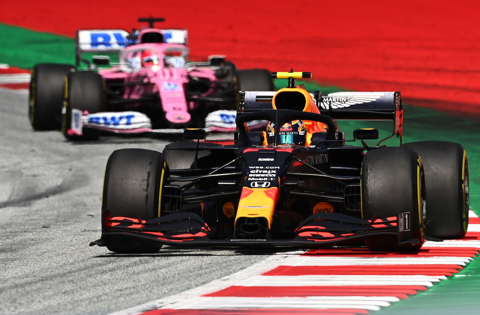 Aston Martin akan menyerahkan garis hidup Sebastian Vettel F1 untuk 2021?