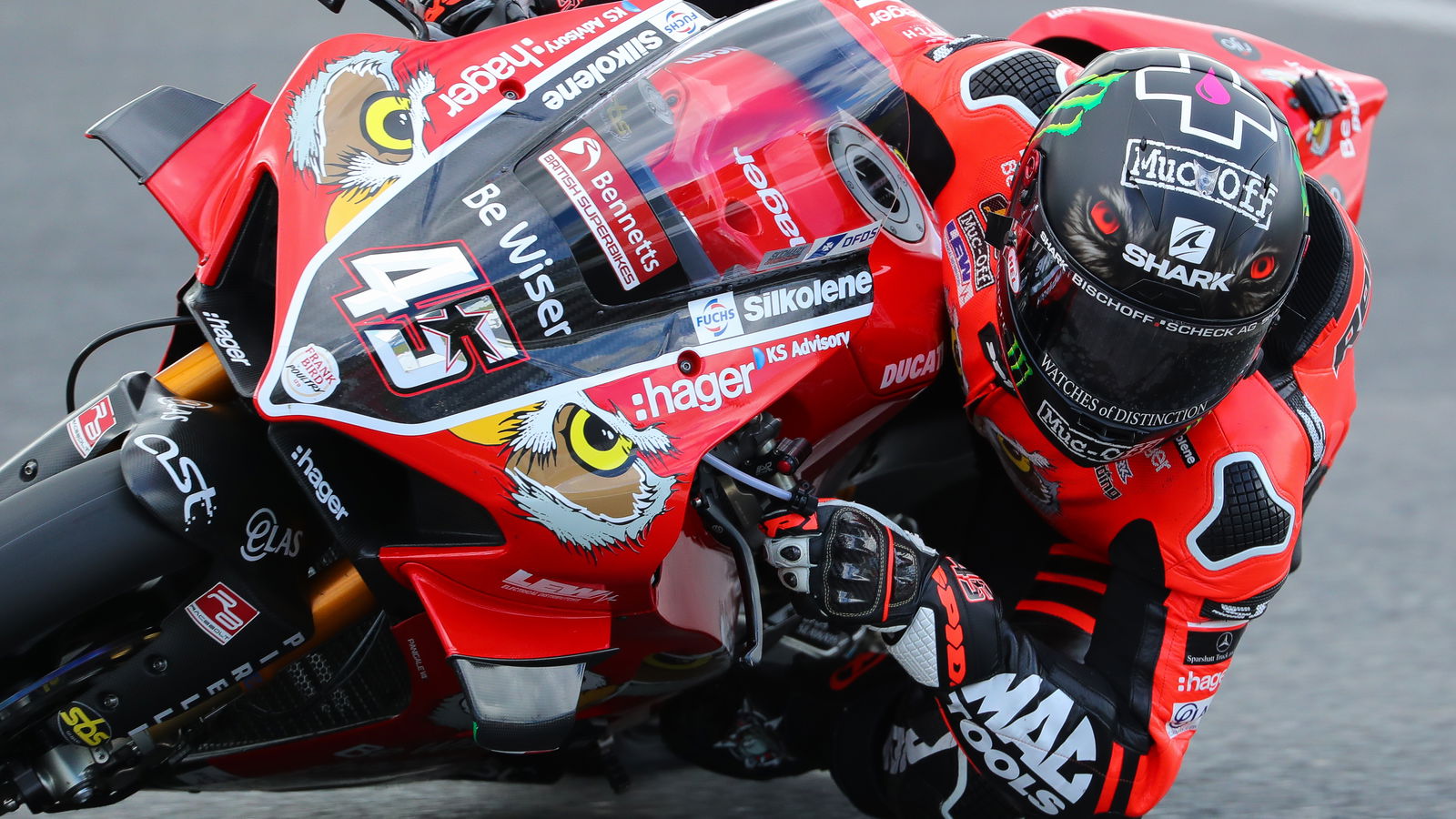 Redding edges Brookes for pole as Mackenzie suffers heavy fall