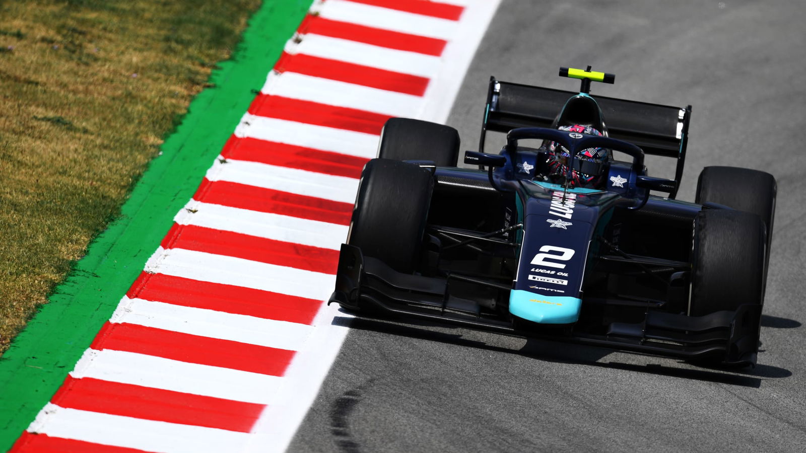 Tsunoda meraih kemenangan pertama F2 setelah tabrakan Prema di Silverstone