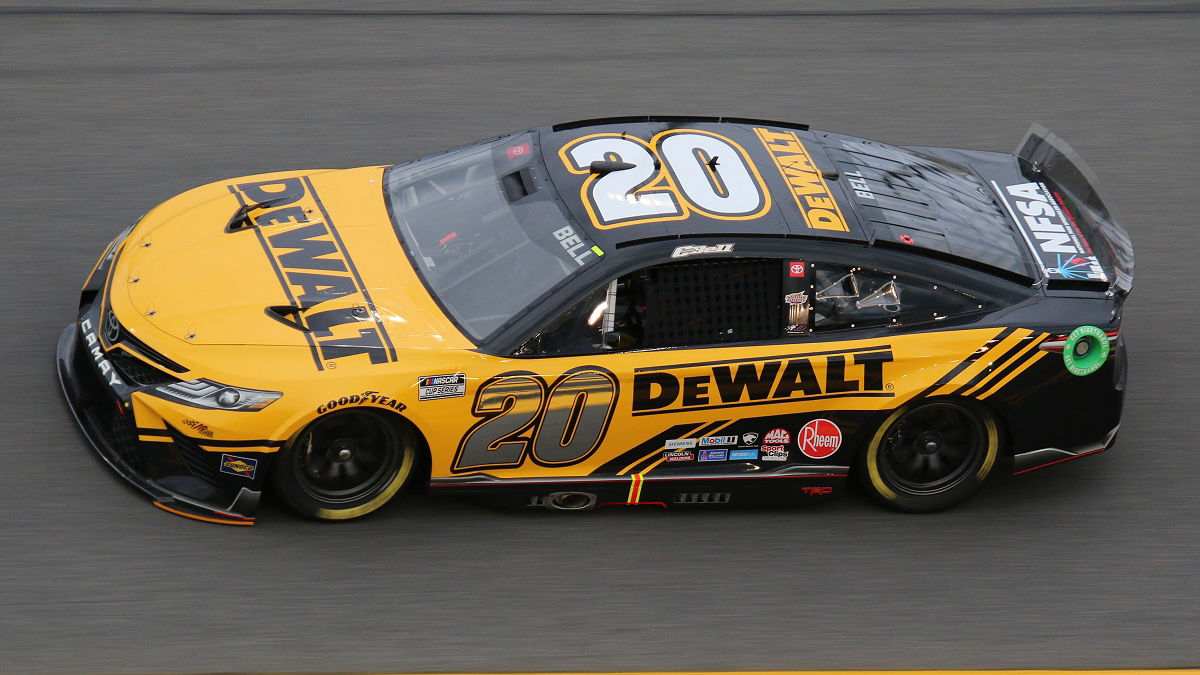 NASCAR Cup Series: Cristopher Bell Catat Pole di Vegas