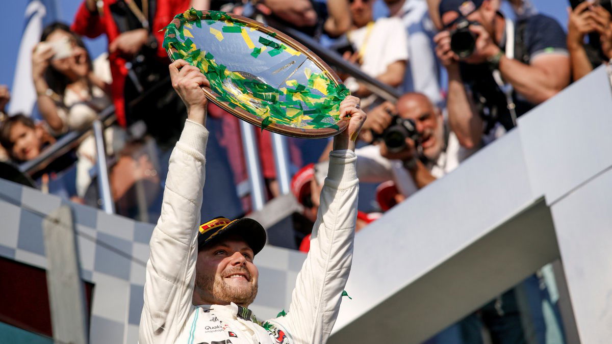 Bottas meraih kemenangan besar di GP Australia