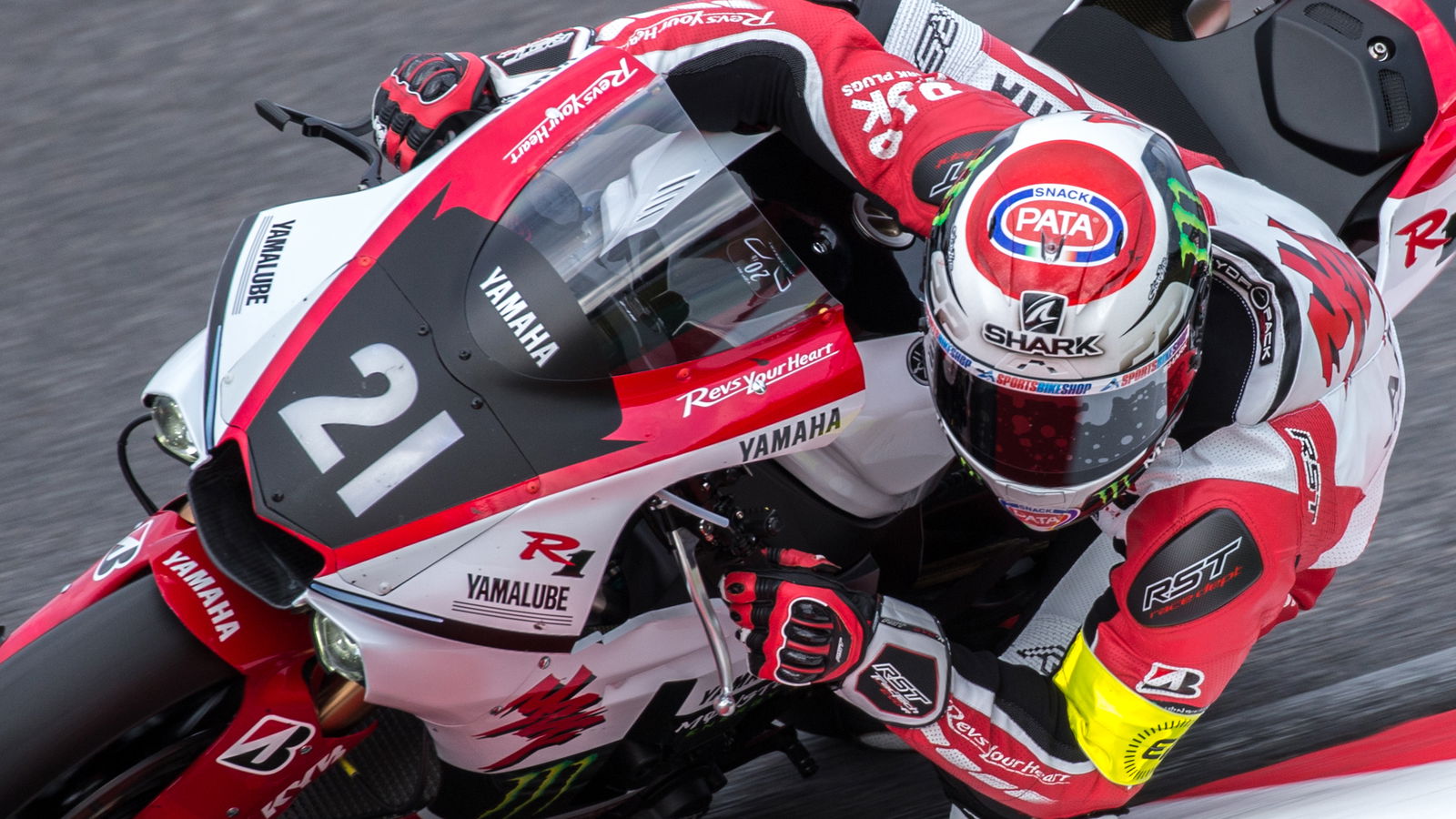 Yamaha given close company from Kawasaki at Suzuka