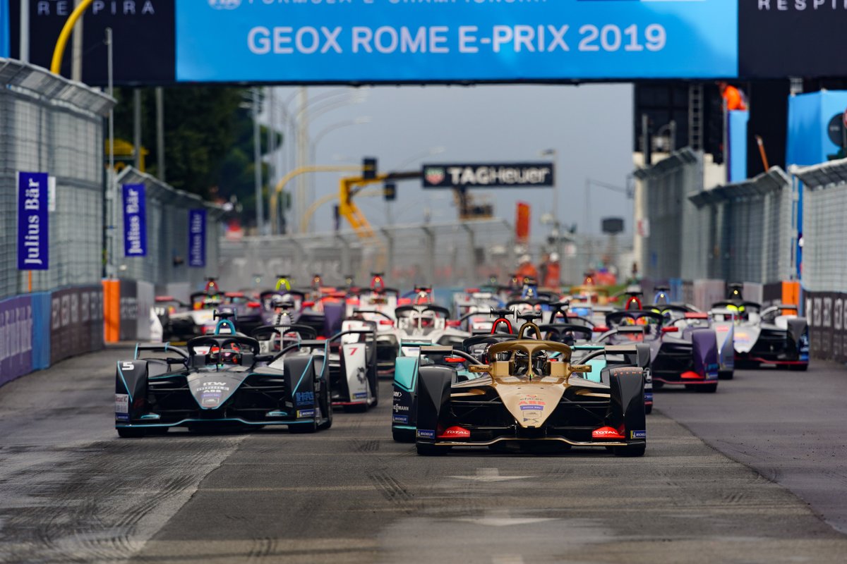 Lotterer takes first Formula E pole at Rome E-Prix