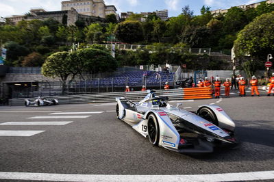 Vergne fends off Rowland for Monaco E-Prix FE win