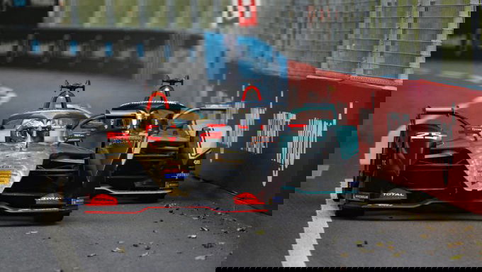 Vergne resists Evans for victory in red-flagged Swiss E-Prix