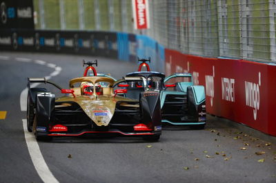 Vergne menolak Evans untuk meraih kemenangan dalam E-Prix Swiss yang berbendera merah