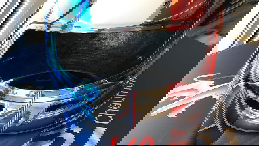 Grosjean mengungkapkan helm khusus F1 GP Prancis