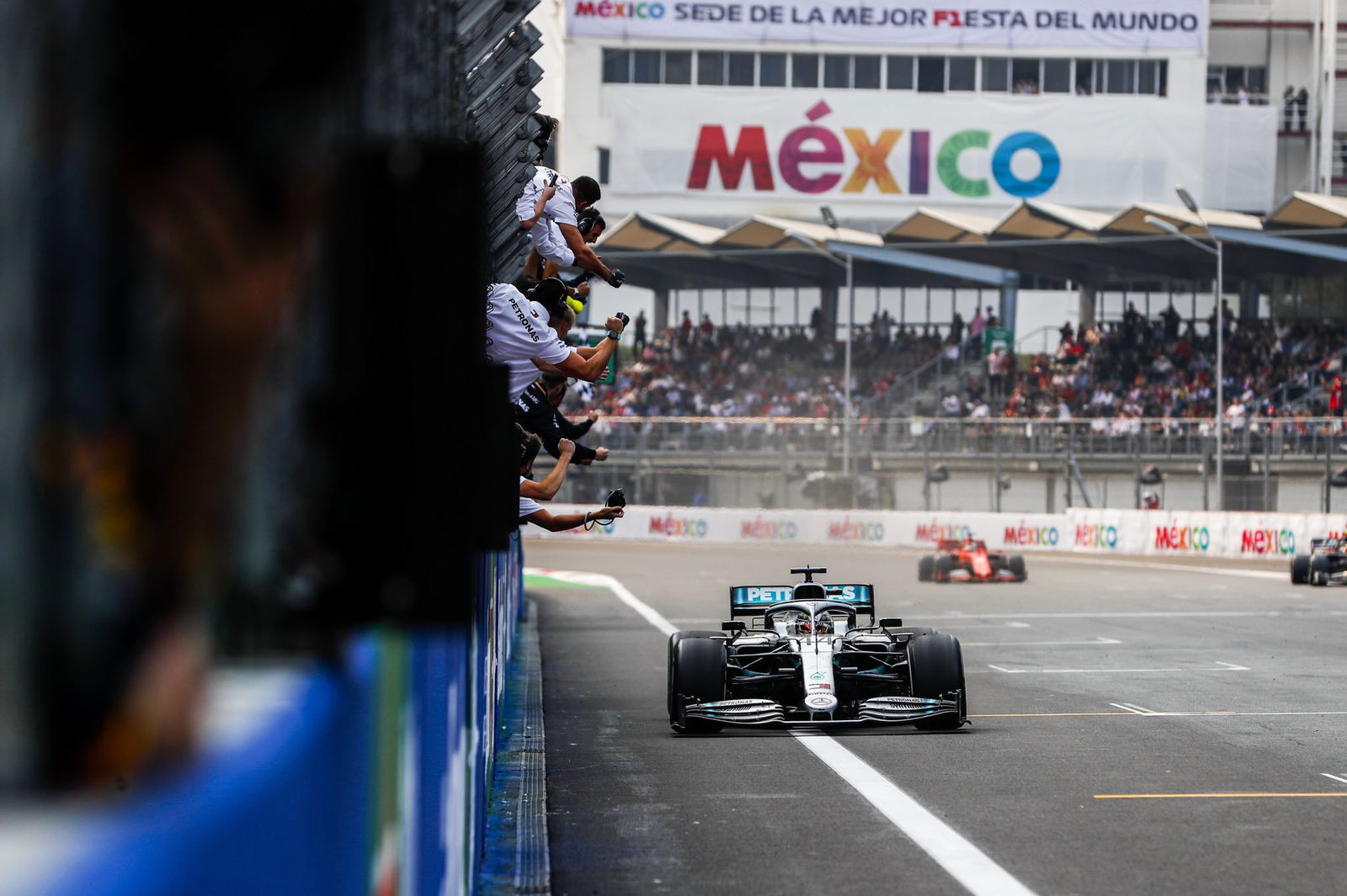Mercedes got lucky after taking “huge risk” - Vettel