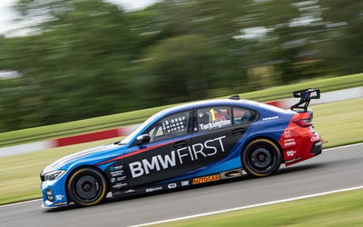 Turkington quickest in opening practice as BTCC kicks off