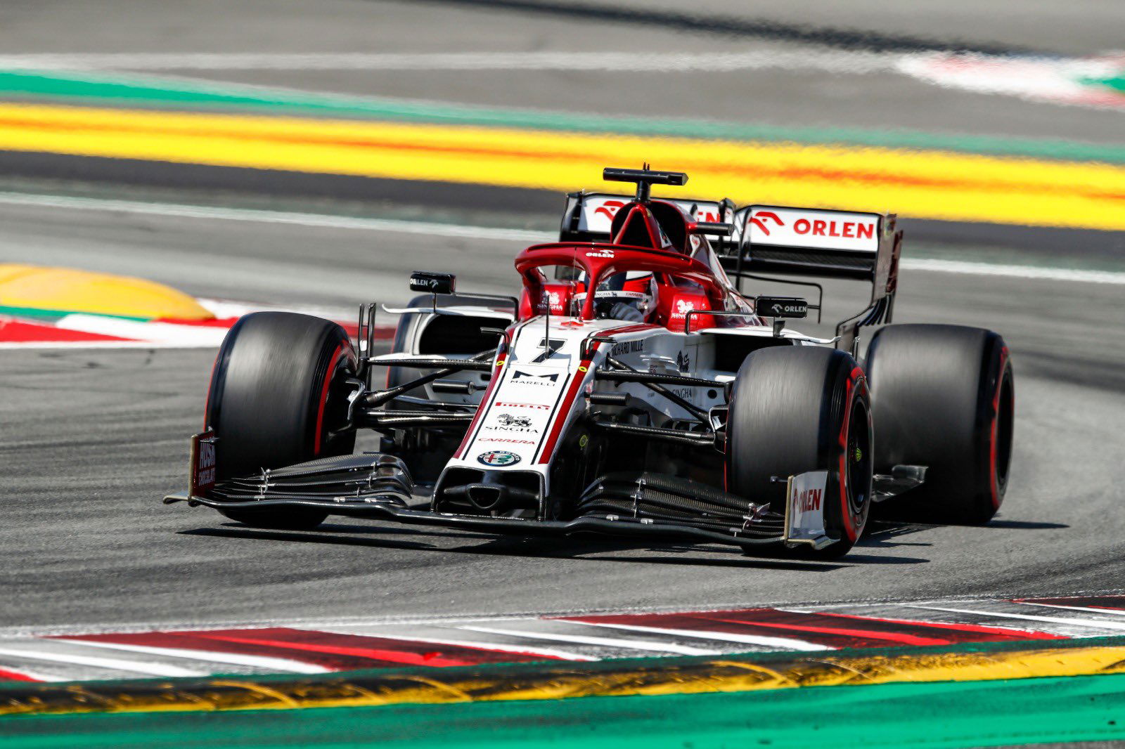 Siapa yang bisa menghentikan tuntutan gelar F1 terbaru Lewis Hamilton?