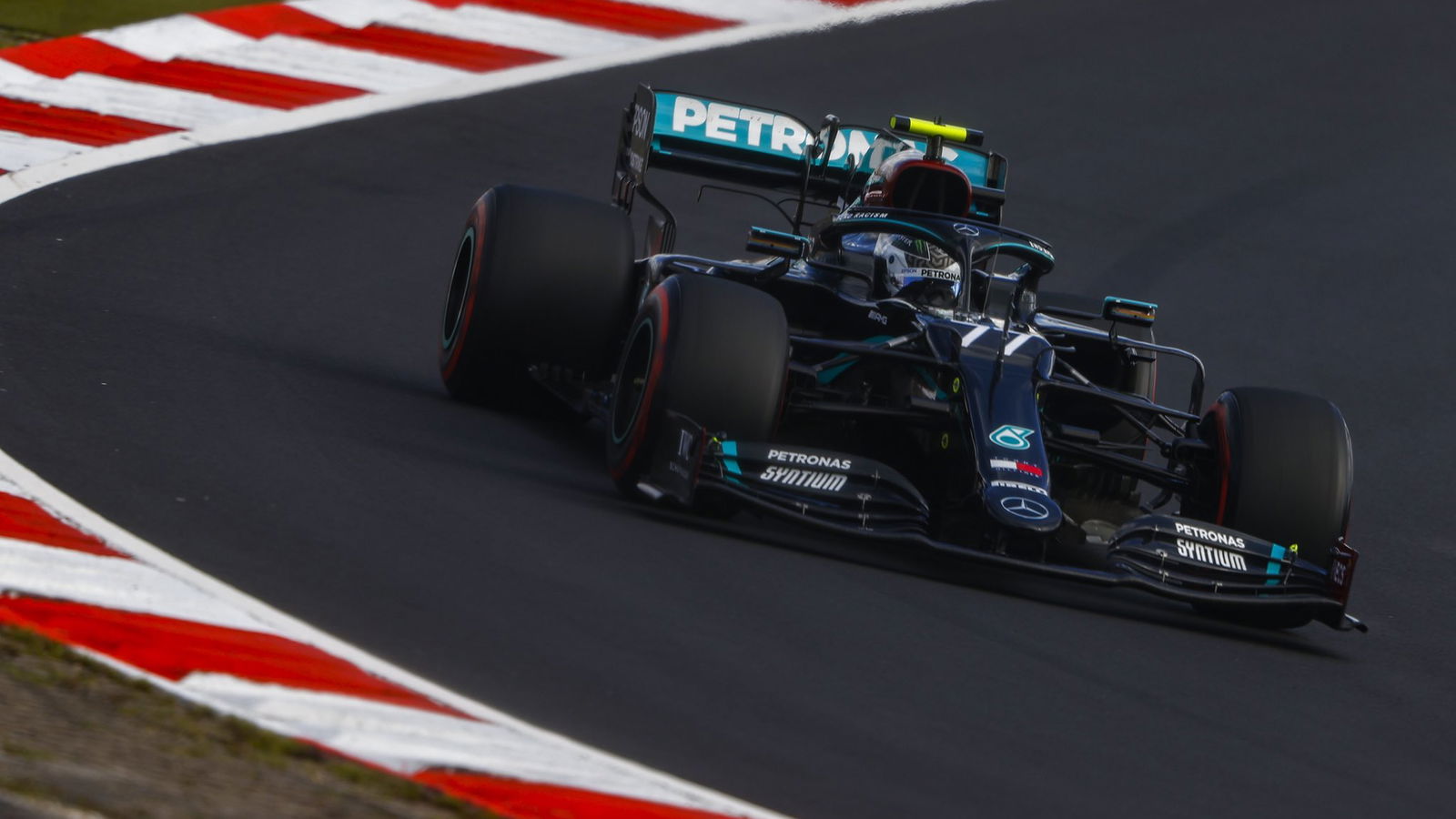 Bottas beats Hamilton and Verstappen to F1 Eifel GP pole