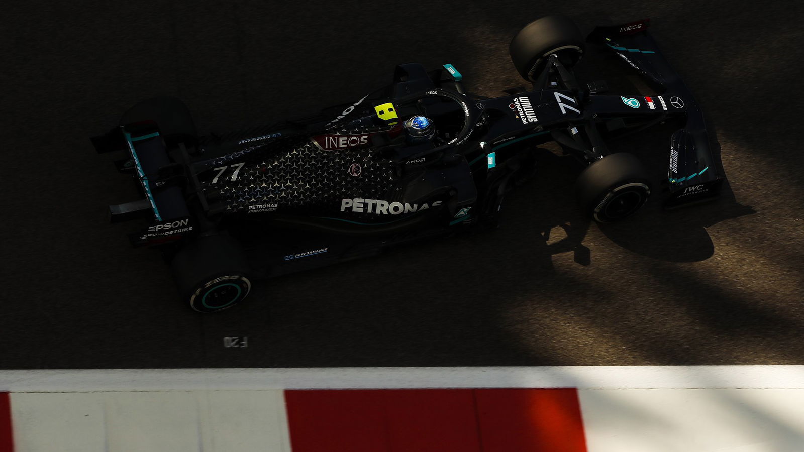 Bottas memimpin Hamilton di F1 GP FP2 Abu Dhabi, mobil Raikkonen terbakar