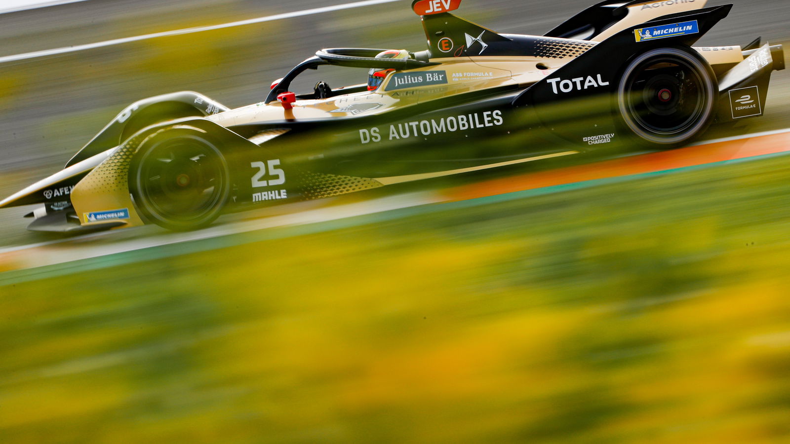 DS Automobiles menjadi pabrikan kedua yang berkomitmen pada era Formula E. Gen3