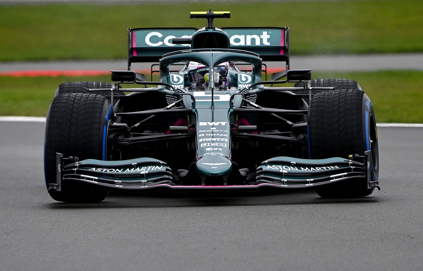 Lance Stroll Incar Lima Besar Klasemen Bersama Aston Martin