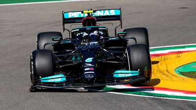 F1 GP Emilia Romagna: Bottas Pimpin FP1, Perez-Ocon Tabrakan