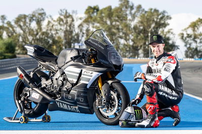 TAMPILAN PERTAMA: Jonathan Rea dengan Yamaha