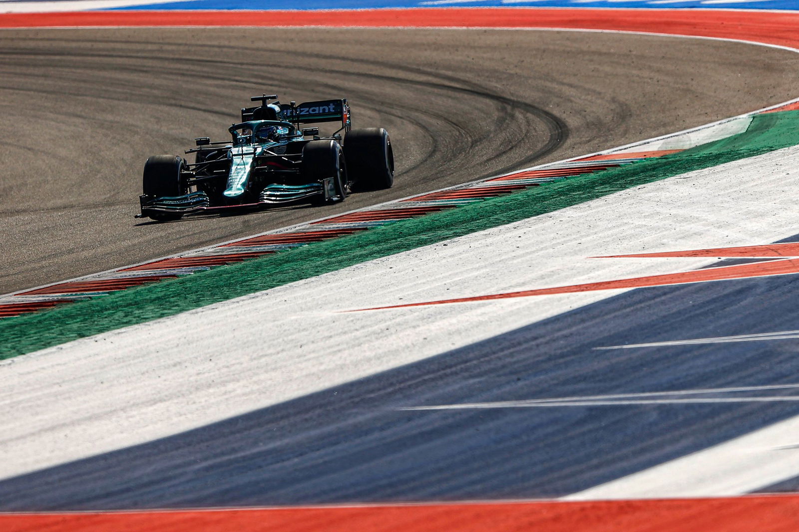Bottas, Russell and Vettel to serve F1 engine penalties at US GP