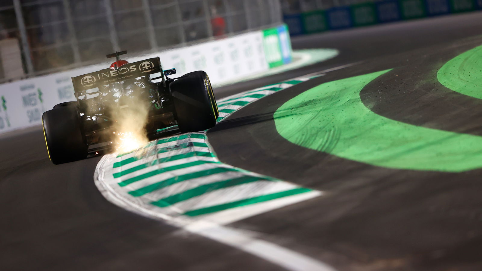 Hamilton will enjoy “measurable step” from freshest F1 engine