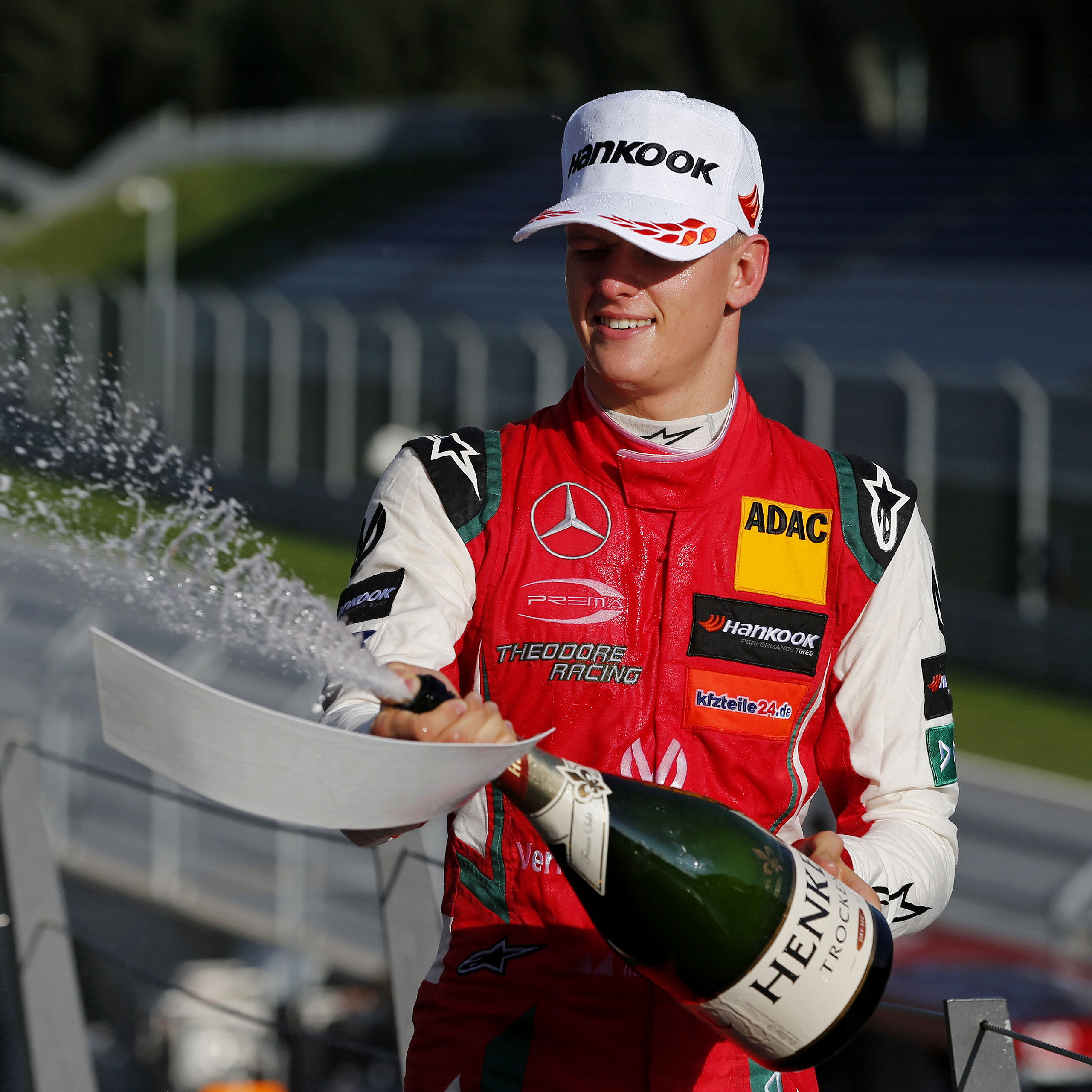 Schumacher remains with Prema for second F3 season
