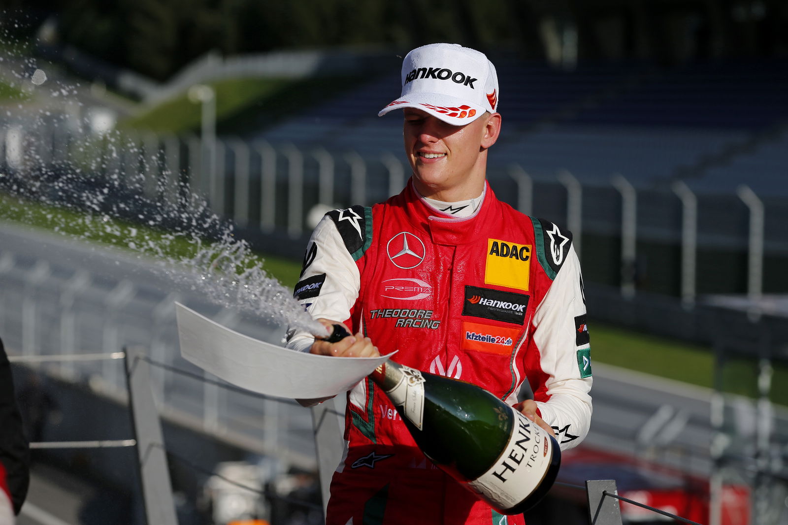 Monger takes first British F3 pole at Donington, 17 months after crash