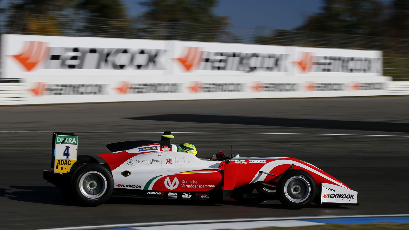 F3 title rivals Schumacher and Ticktum head Macau GP entry list