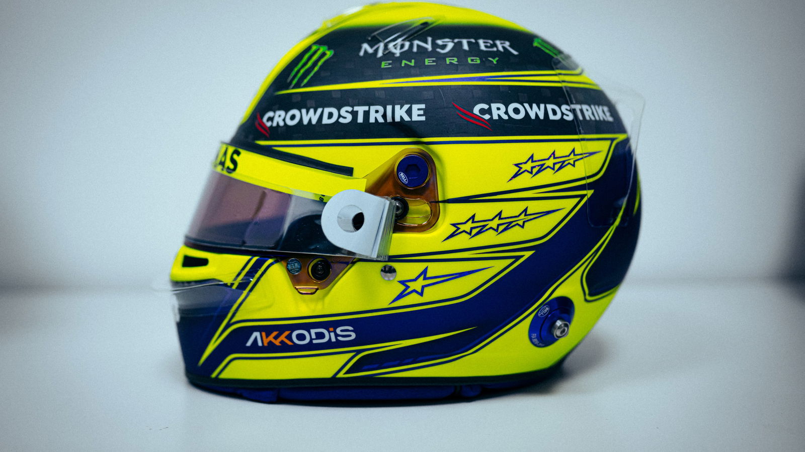 Lewis Hamilton goes ‘back to his roots’ with new F1 helmet design