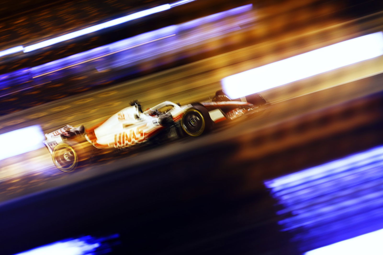 ‘Physics not mystics’ behind Mercedes F1 car problems - Wolff
