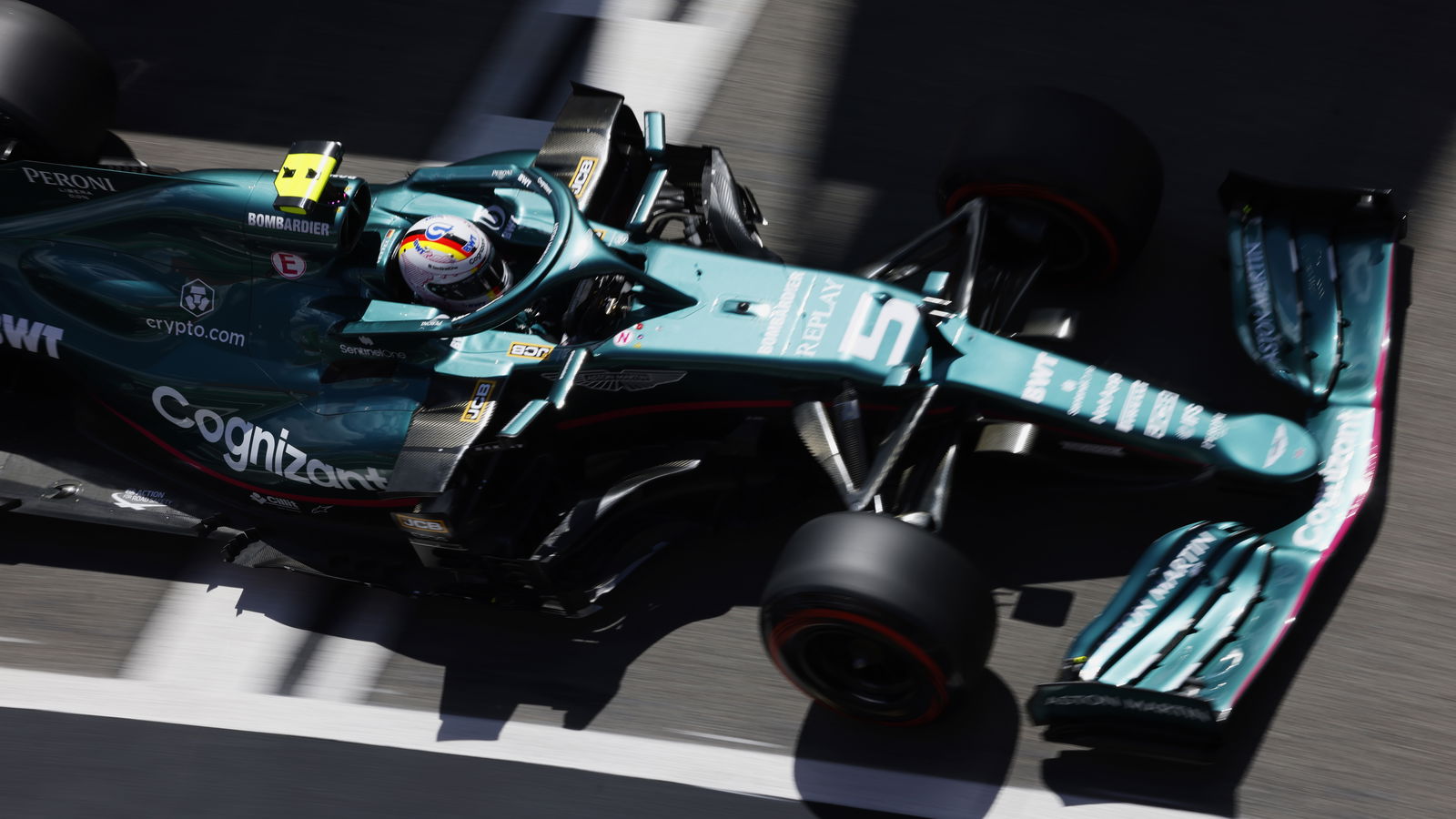 Sebastian Vettel Mendapat Upgrade dari Aston Martin di Spanyol