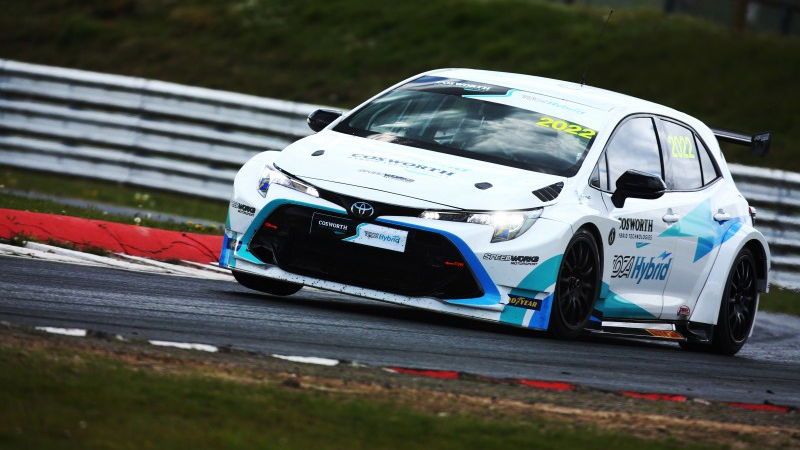 BTCC hybrid test car completes over 100 laps at Oulton Park ahead of 2022