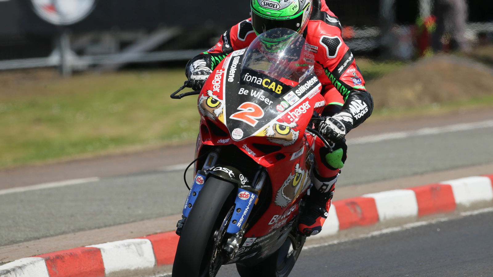 NW200: Flying Irwin claims Superbike pole