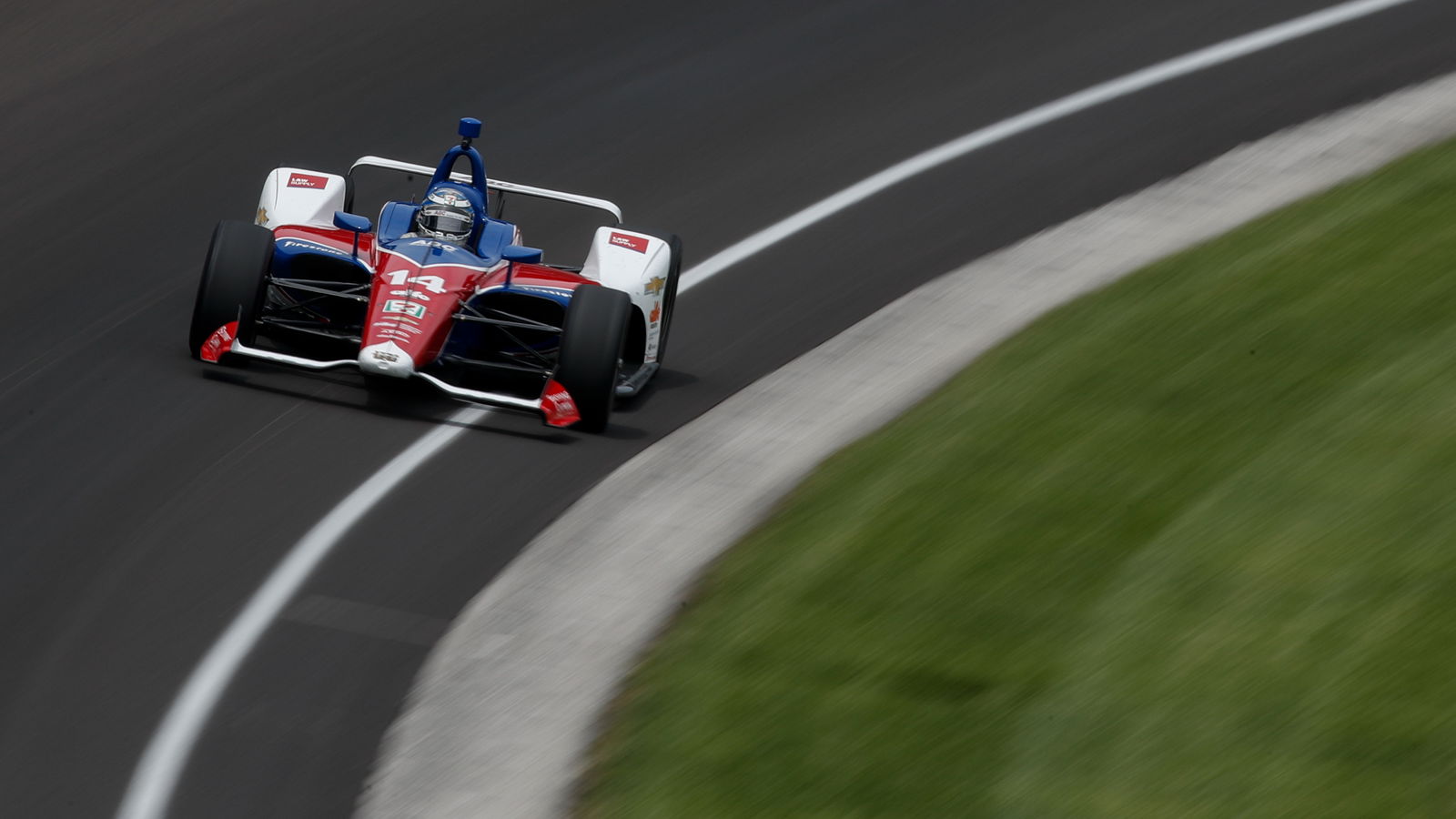 Kanaan tops Carb Day ahead of Indy 500