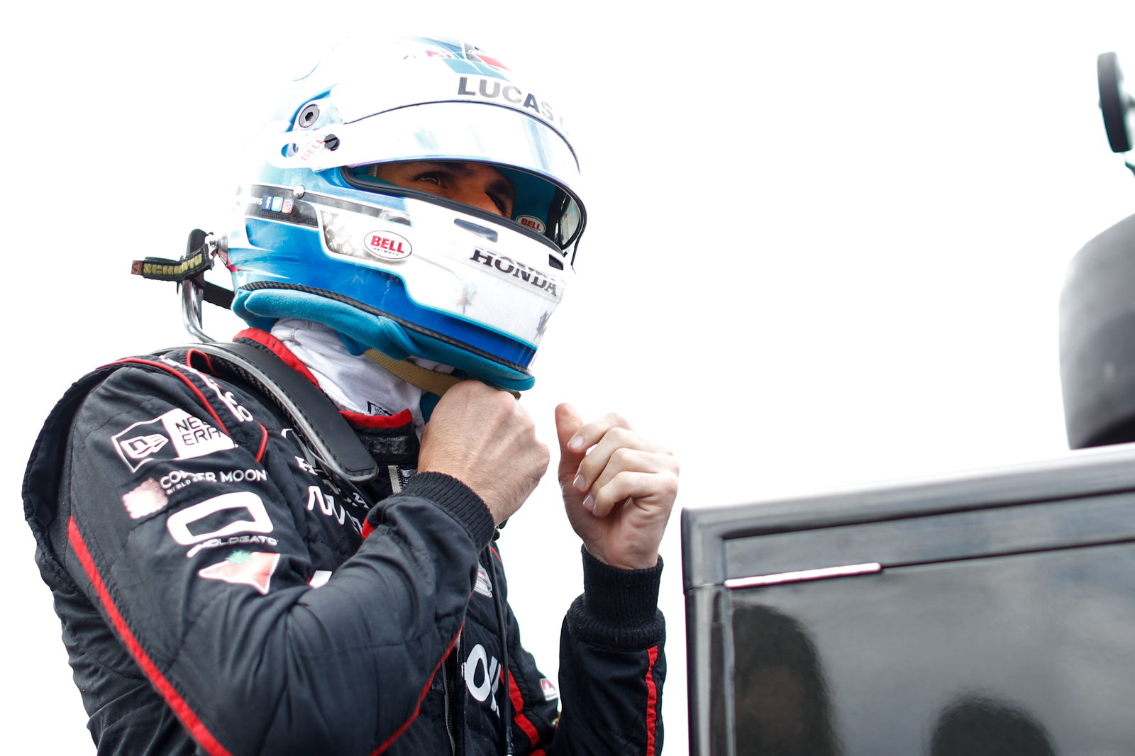 Wickens breathing unassisted, talking with family