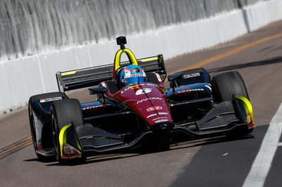 Wickens takes debut IndyCar pole at St. Petersburg